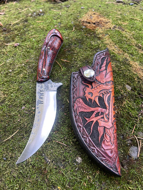 *Available* Fafnir! Curvaceous and fierce belt knife.