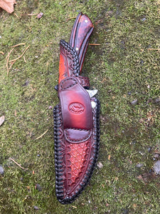 *Available* Gryphon! Slender and elegant belt knife