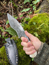 Osso! Chainsaw chain Damascus and carved elk antler