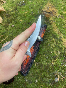 *Available* Gryphon! Slender and elegant belt knife