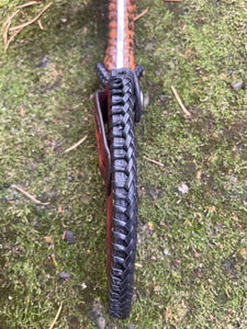 *Available* Muerte! Elegant, bold, wickedly sharp belt knife.