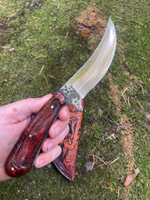 *Available* Fafnir! Curvaceous and fierce belt knife.