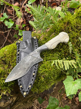 Osso! Chainsaw chain Damascus and carved elk antler